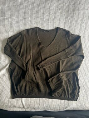 Babaton Olive Green V-Neck Sweater